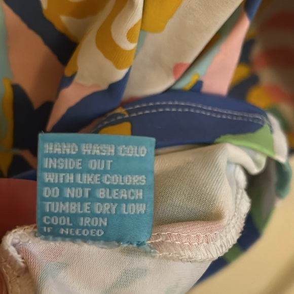 J. McLaughlin luxe pink, blue, green, yellow & white symmetrical top, size M - Picture 5 of 6